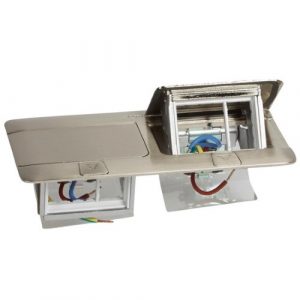 Выдвижной розеточный блок - неукомплектованный - IP 40 - 6 модулей - нержавеющая сталь — изображение 1