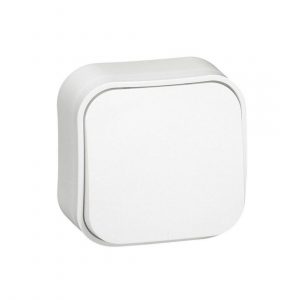 Переключатель на 2 направления Legrand Forix 10A 250В IP20 накладной белый — изображение 1