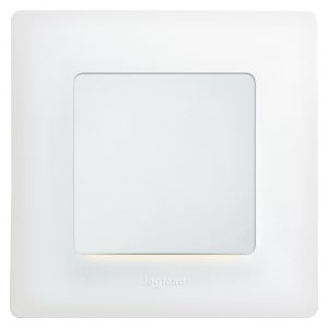 Рамка 1 пост Legrand Etika 672501 (белый) — изображение 17