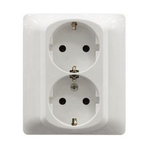 Двойная розетка - 2х2К+3 - автоматические клеммы - с защитными шторками в сборе - Белый - Galea Life — изображение 1