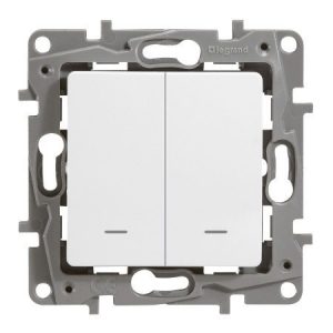 Выключатель/переключатель двухклавишный с подсветкой Legrand Etika 10 A 250 В белый — изображение 1