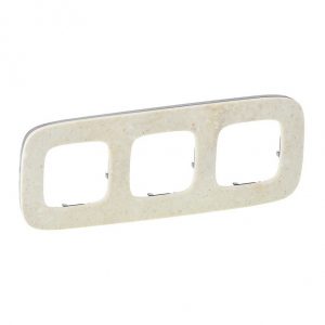 Рамка "Дворцовый мрамор". 3-постовая универсальная. Valena ALLURE — изображение 1