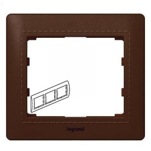 Рамка 3 поста - горизонтальный монтаж - из натуральной кожи - Темно-коричневая Кожа/Club - Galea Life — изображение 1