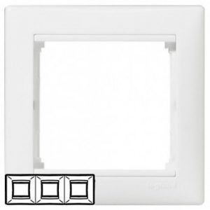 Рамка 3 поста горизонтальная Белый Valena — изображение 1