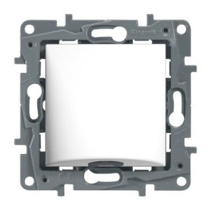 Вывод кабеля IP21 Белый. Etika — изображение 1