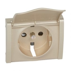 Лицевая панель для розетки 2К+З - с защитными шторками + крышка - Титан - Galea Life — изображение 1