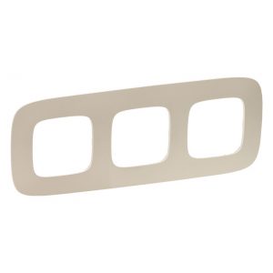 Рамка "Тиснение бежевое". 3-постовая универсальная. Valena ALLURE — изображение 1