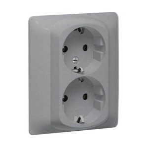 Двойная розетка - 2х2К+3 - винтовые клеммы - с защитными шторками в сборе - Алюминий - Galea Life — изображение 1