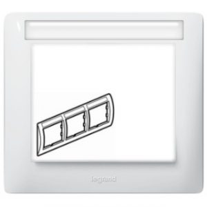 Рамка 3 поста - горизонтальный монтаж - с держателем этикеток - Белый - Galea Life — изображение 1