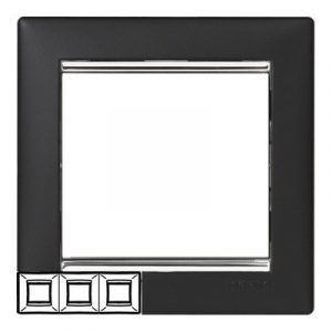 Рамка 3 поста горизонтальная Ноктюрн/Серебряный штрих Valena — изображение 1