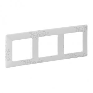 Рамка "Эл Грей". 3-постовая универсальная. Valena LIFE — изображение 1