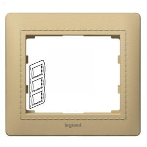 Рамка 3 поста - вертикальный монтаж - из натуральной кожи - Светлая Кожа/Havana - Galea Life — изображение 1