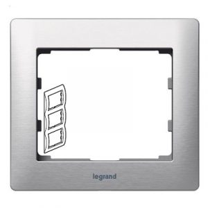 Рамка 3 поста - вертикальный монтаж - металлическая - Шлифованный алюминий - Galea Life — изображение 1