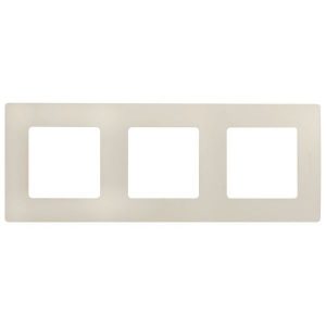 Рамка 3 поста Legrand Etika 672513 (слоновая кость) — изображение 1