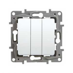 Выключатель трехклавишный Legrand Etika 10 A 250 В 672213 (белый)