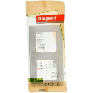 Рамка 2 поста Legrand Etika 672502 (белый) — изображение 9