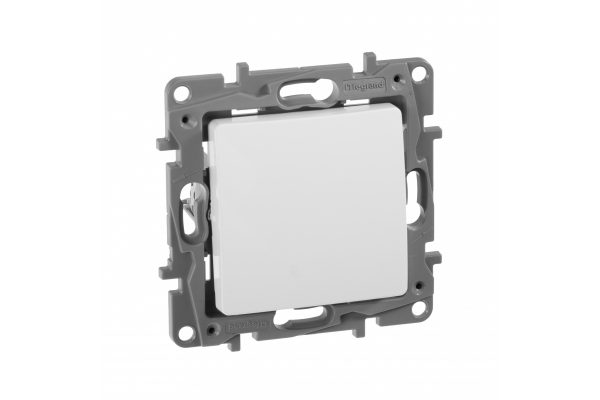 Переключатель одноклавишный Legrand Etika 10 A 250 В 672205 (белый)