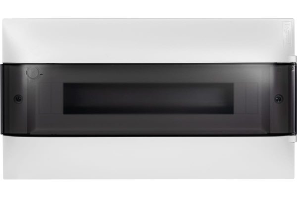 Встраиваемый щиток Legrand PRACTIBOX S 1x18 дымчатая дверь 137556