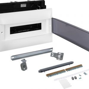 Встраиваемый щиток Legrand PRACTIBOX S 1x18 дымчатая дверь 137556
