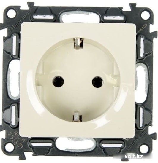 3c0c1f66-0beb-4f55-8558-a8b81cf0614f-2 Розетка Legrand Valena Life 753521 (слоновая кость)