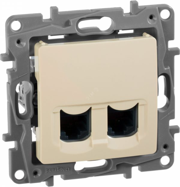 Розетка телефонная Legrand Etika 672354 (слонвая кость)