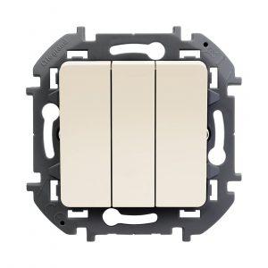 Выключатель трехклавишный Legrand 673641 Inspiria с/у 20 А ~250В винтовые зажимы слоновая кость — изображение 5