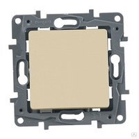 Выключатель одноклавишный Legrand Etika 672301 (слоновая кость)