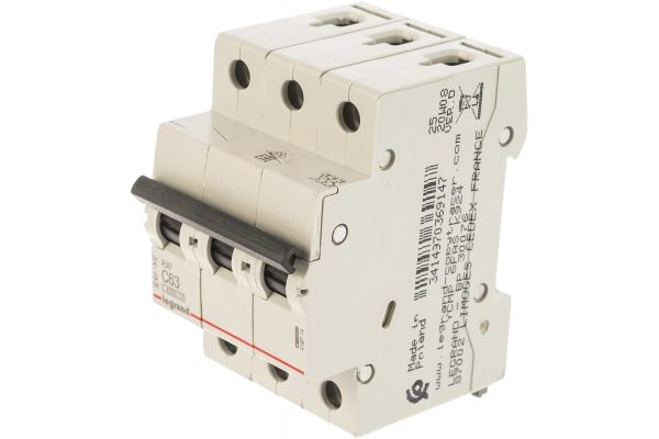 Автоматический выключатель Legrand 419714 3П C 63А RX3 4,5kA