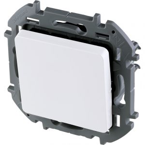 Переключатель промежуточный винтовые клеммы Legrand Inspiria 673680 10 AX 250 В белый