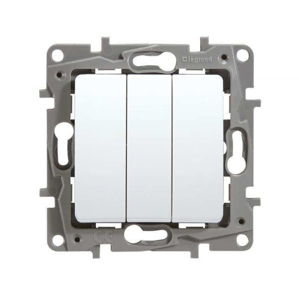 Выключатель трехклавишный Legrand Etika 10 A 250 В 672213 (белый)