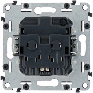 Розетка Legrand Valena Life 753521 (слоновая кость) — изображение 4