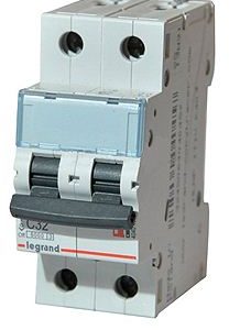 Автоматический выключатель TX³ 6000 - 6 кА - тип характеристики C - 2П - 230/400 В~ - 10 А - 2 модуля — изображение 3