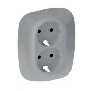 Лицевая панель для двойной силовой розетки 2х2К+З. Алюминий. Valena ALLURE — изображение 1