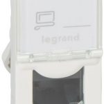 Розетка компьютерная RJ45 Cat5e UTP Legrand Mosaic 076551 (белый)