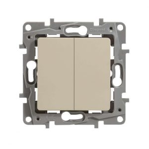 Выключатель двухклавишный Legrand Etika 672302 (слоновая кость)