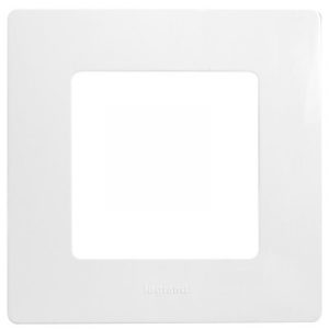 Рамка 1 пост Legrand Etika 672501 (белый) — изображение 1