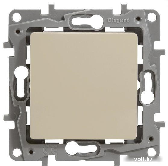 ee69f2f8-3428-406e-ba79-d2b509f4bd7a-1 Выключатель Legrand Etika 672309 (слоновая кость)