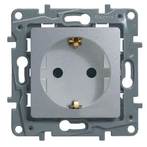 Розетка 2К+З со шторками - немецкий стандарт - винтовые зажимы - 16 А - 250 В~ - Алюминий - Etika — изображение 1