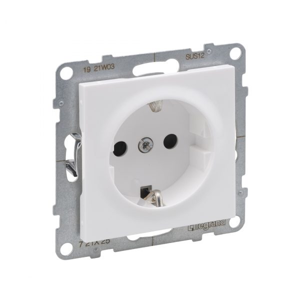 01ed1a31-bd67-4c07-ae53-b96c5dce62ac-1 Розетка 2К+З Suno 16А 250В винт.зажим Белый