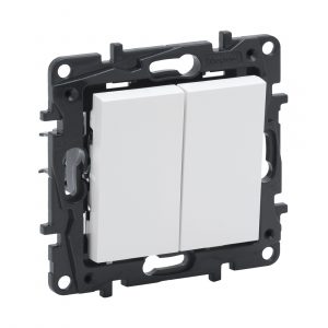 Переключатель двухклавишный крестовой Niloe Step 10А авт.клеммы Белый — изображение 1