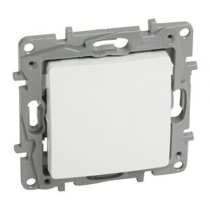 Legrand 764501 NILOE Перекл. 1-кл. авт. Белый