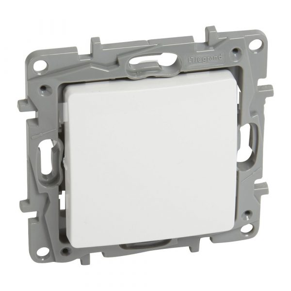 3dd03b87-746b-4425-8372-d58527ea17f9 Legrand 764501 NILOE Перекл. 1-кл. авт. Белый
